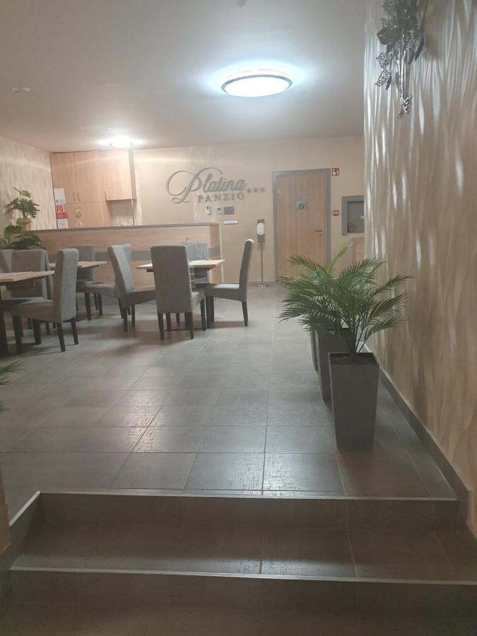 Bed and Breakfast Platina Panzio*** Ujhartyan Экстерьер фото